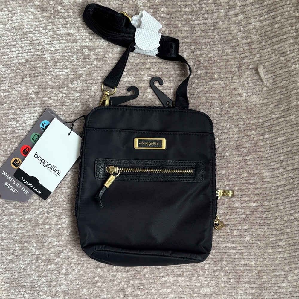 Baggallini Brooke Crossbody Bag